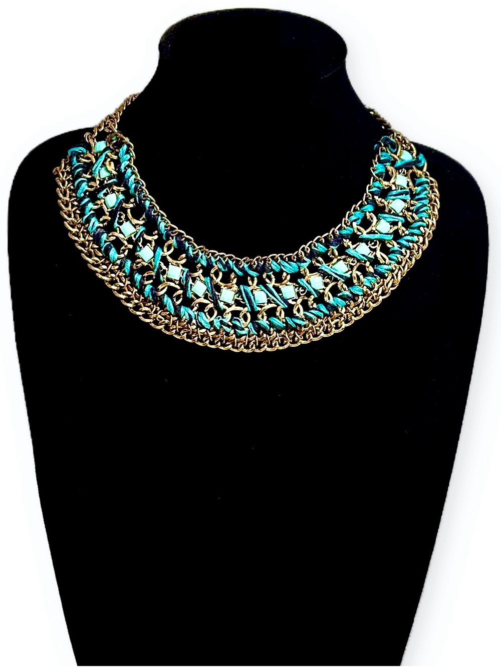 CHICO’s Turquoise and Teal Woven Gold-Chain Statement Necklace | NWT $99